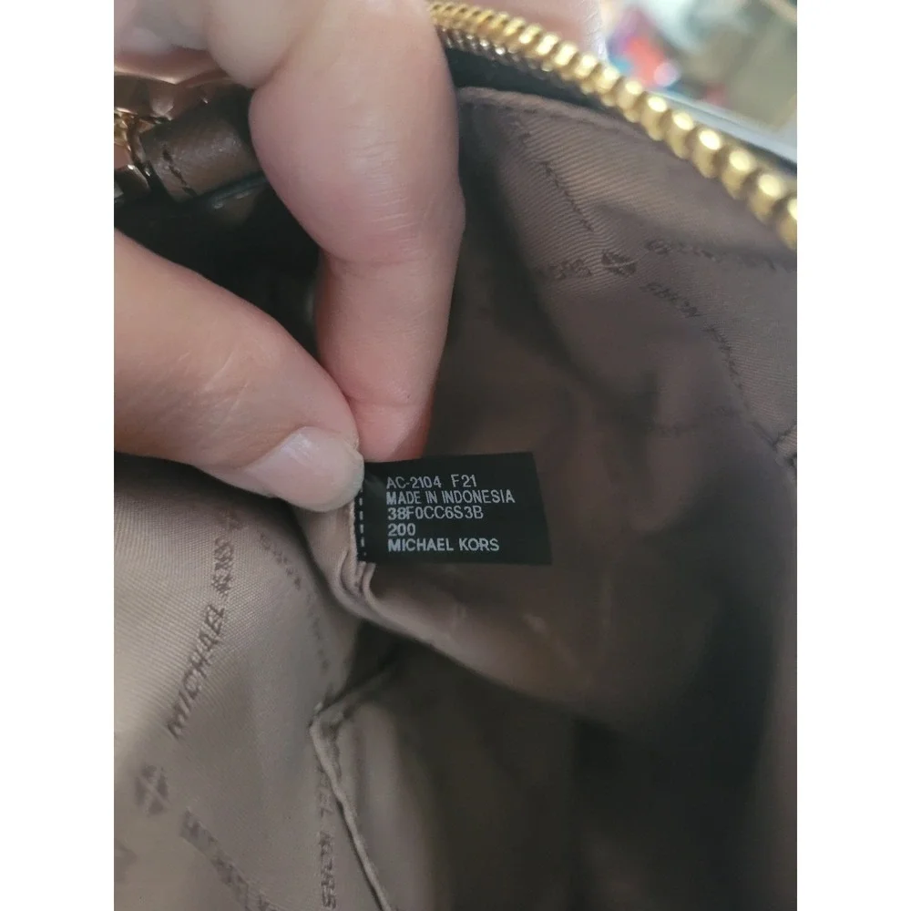 Michael Kors up sale